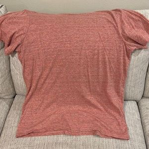 Men’s Mossimo supply co size L tee shirt.